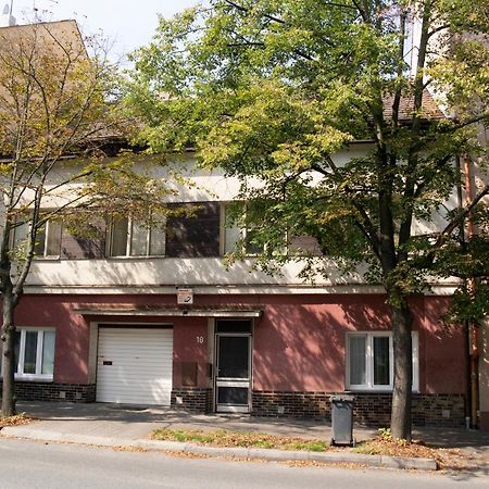 Penzion Hlinkova Plzeň Exterior foto